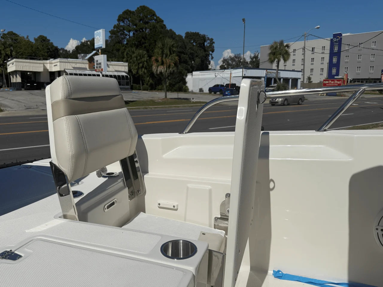 2026 Boston Whaler 250 Dauntless 25.0 feet, Clearwater, Florida #24