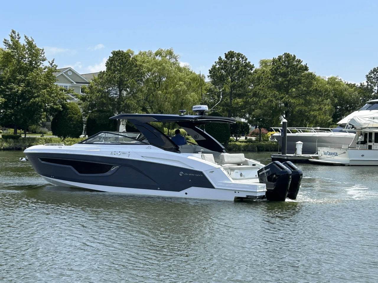 2026 Cruisers Yachts 34 GLS Outboard 34.0 feet, Clearwater, Florida #5