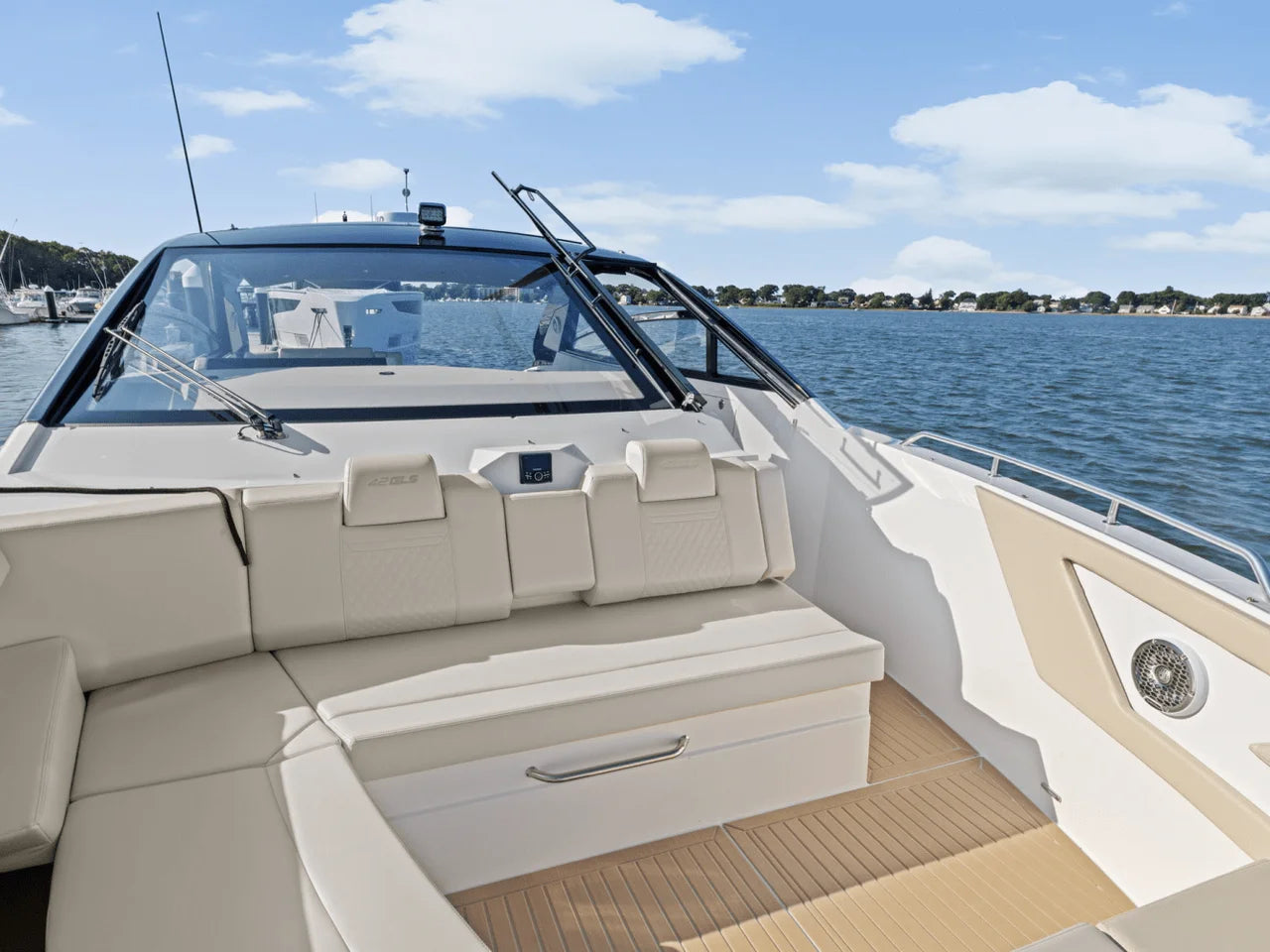 2025 Cruisers Yachts 42 GLS Outboard 42.0 feet, Clearwater, Florida #33