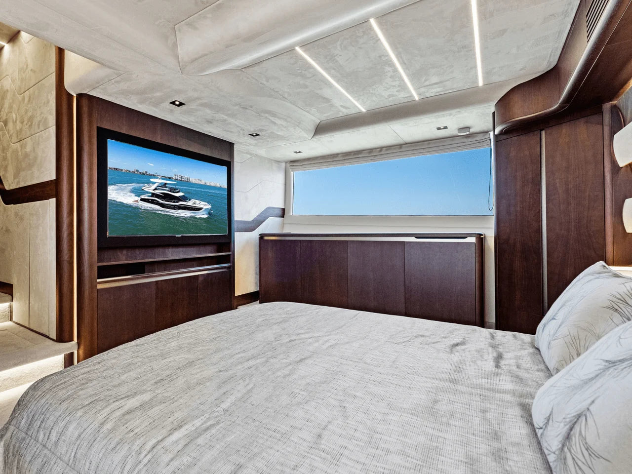 2025 Galeon 560 FLY 56.0 feet, Clearwater, Florida #70