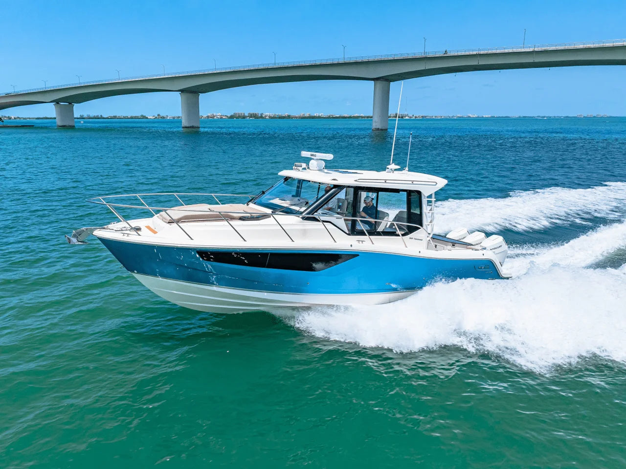 2025 Boston Whaler 365 Conquest 36.0 feet, Clearwater, Florida #17
