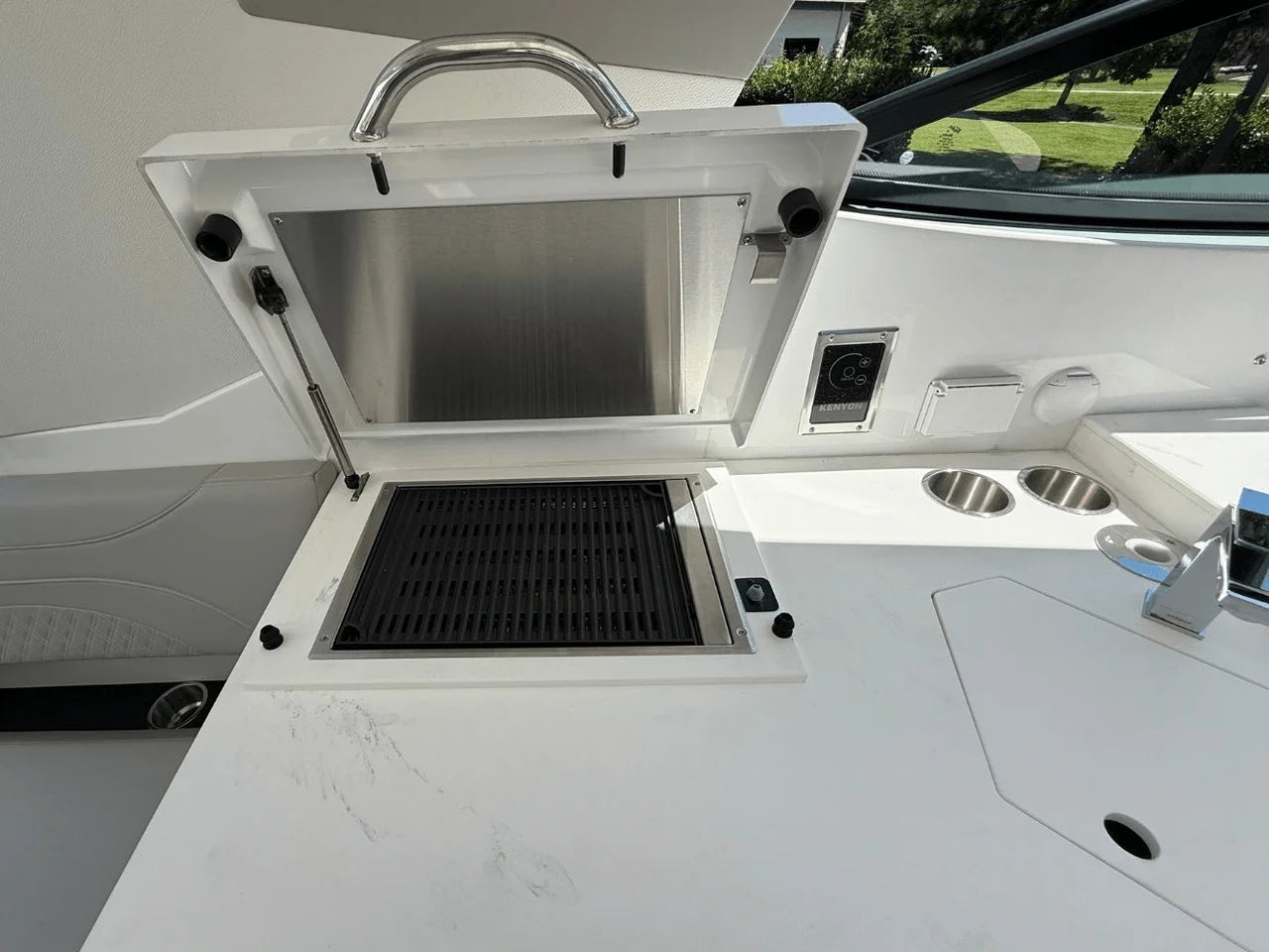 2026 Cruisers Yachts 38 GLS 37.0 feet, Clearwater, Florida #27