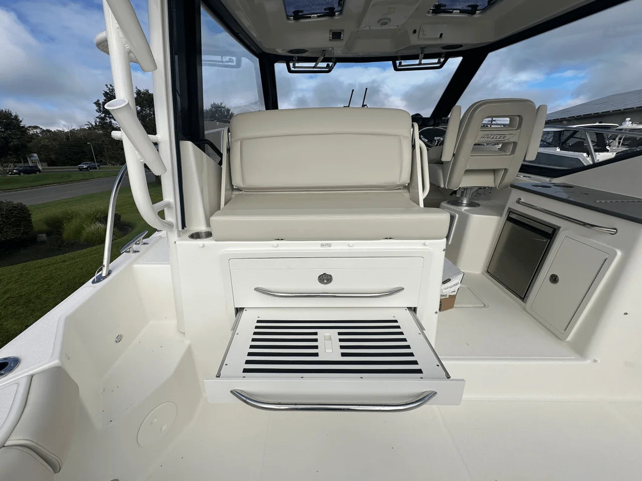 2026 Boston Whaler 325 Conquest 32.0 feet, Clearwater, Florida #20