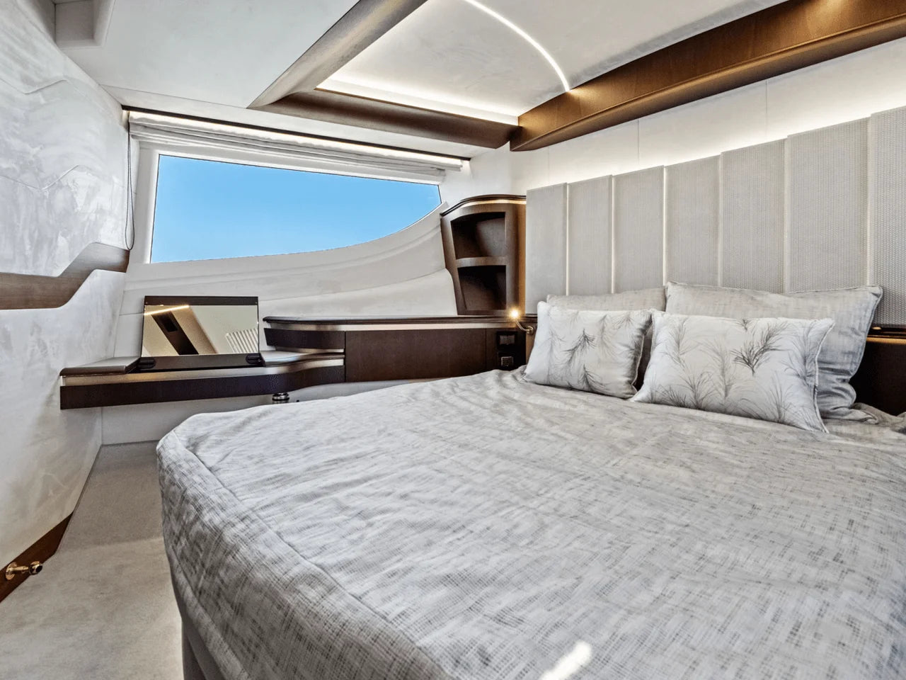 2025 Galeon 560 FLY 56.0 feet, Clearwater, Florida #60