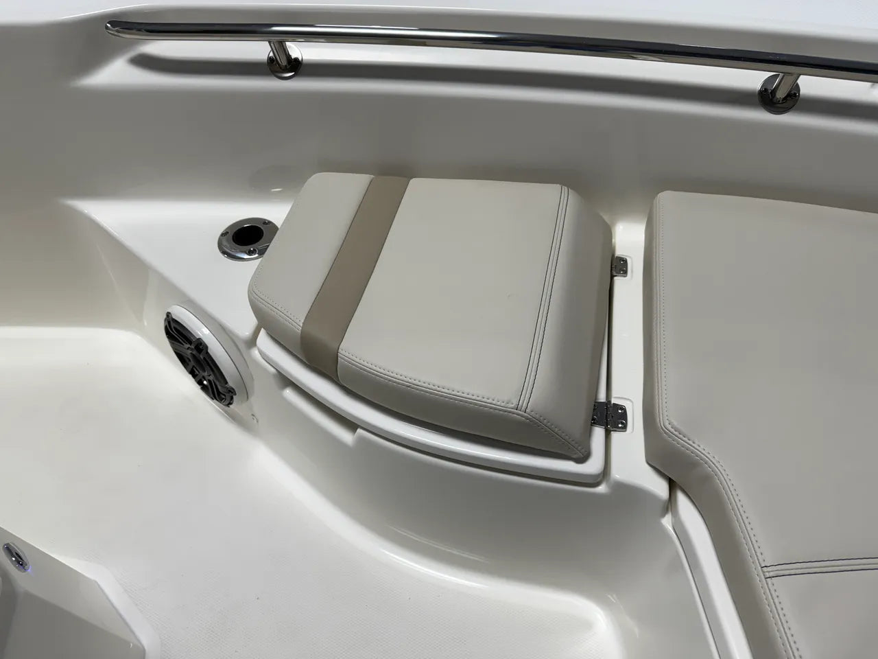 2026 Boston Whaler 250 Dauntless 25.0 feet, Clearwater, Florida #95