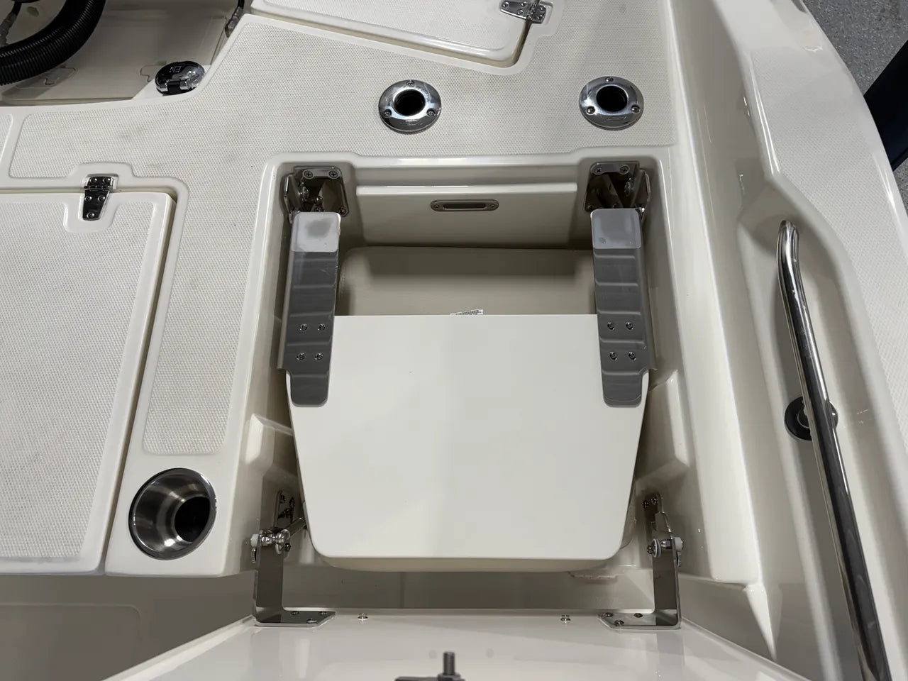 2026 Boston Whaler 250 Dauntless 25.0 feet, Clearwater, Florida #29