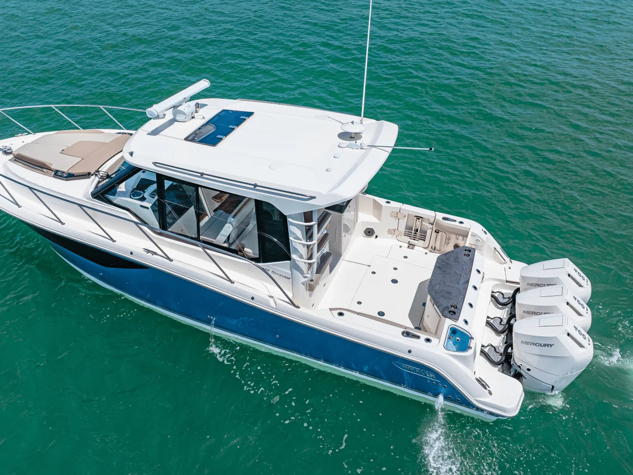 2025 Boston Whaler 365 Conquest 36.0 feet, Clearwater, Florida #49