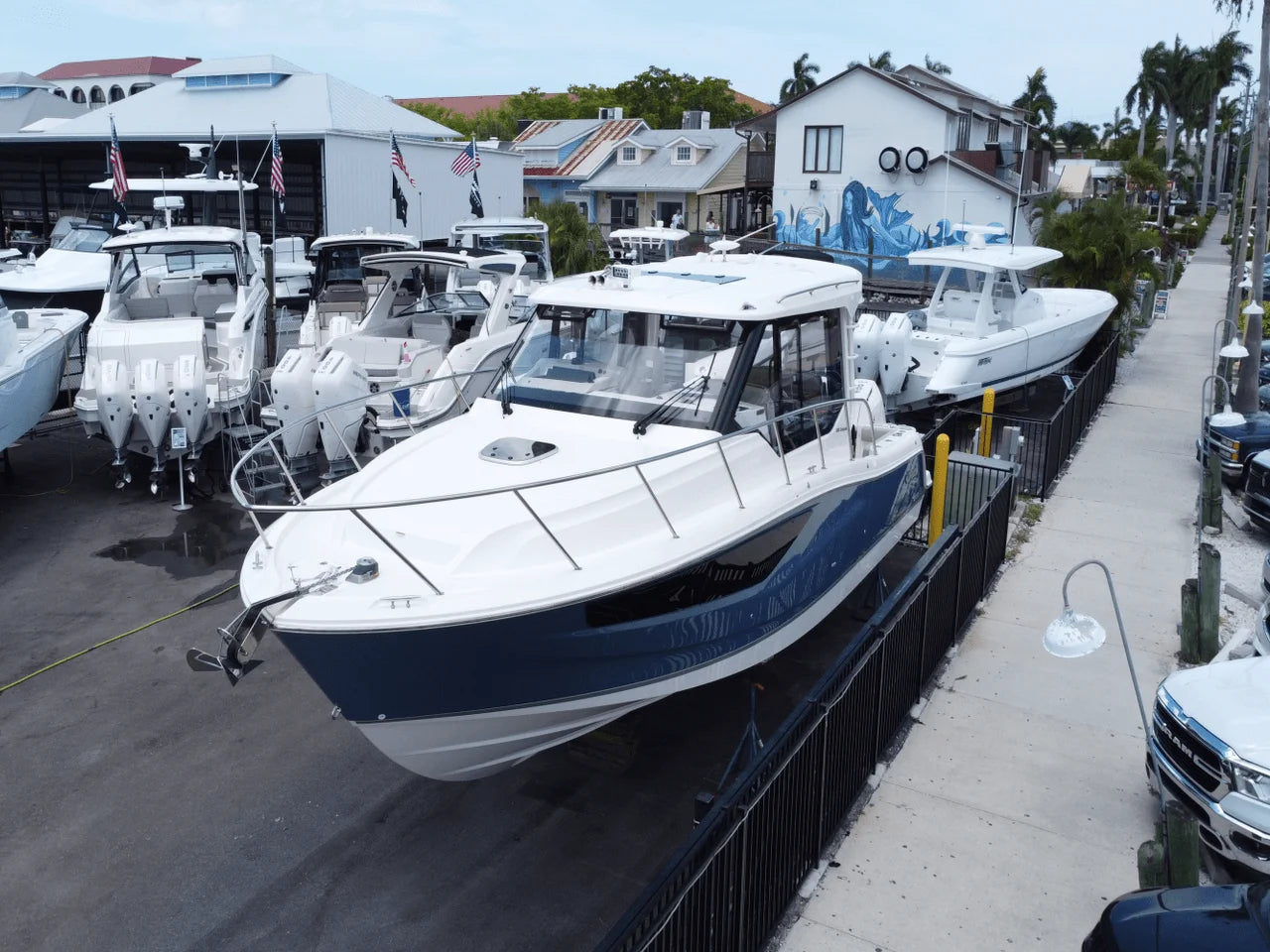 2025 Boston Whaler 365 Conquest 36.0 feet, Clearwater, Florida #9