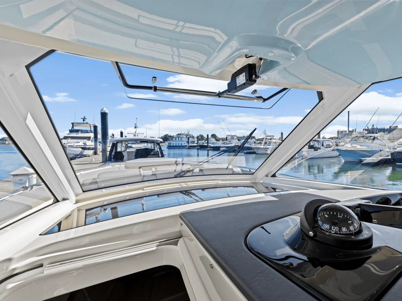 2026 Boston Whaler 420 Outrage 42.0 feet, Clearwater, Florida #35