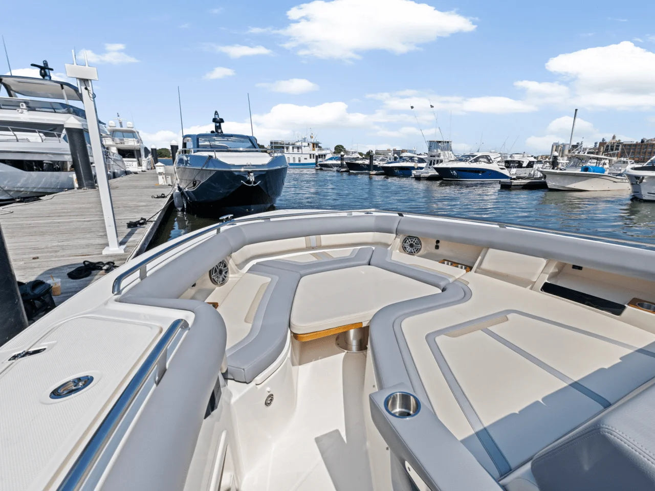 2025 Boston Whaler 380 Realm 38.0 feet, Clearwater, Florida #45