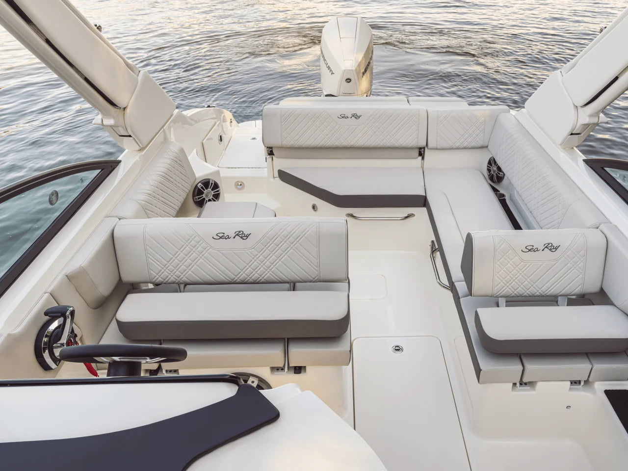 2026 Sea Ray SDX 250 Outboard 25.0 feet, Clearwater, Florida #14