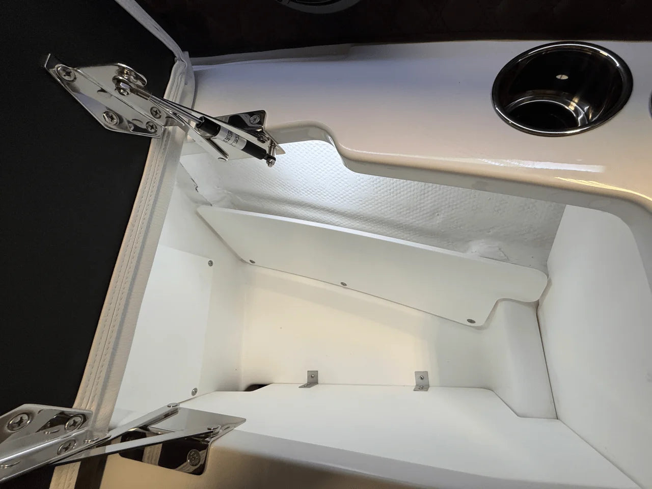 2025 Cobalt R6 Outboard 26.0 feet, Clearwater, Florida #133