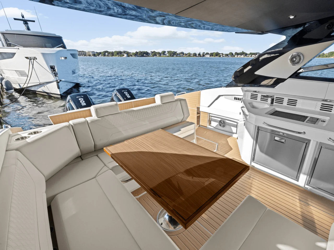 2025 Cruisers Yachts 42 GLS Outboard 42.0 feet, Clearwater, Florida #12