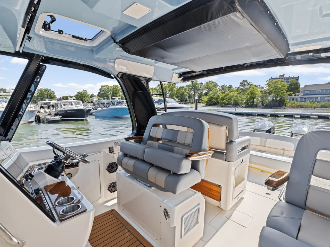 2025 Boston Whaler 380 Realm 38.0 feet, Clearwater, Florida #26