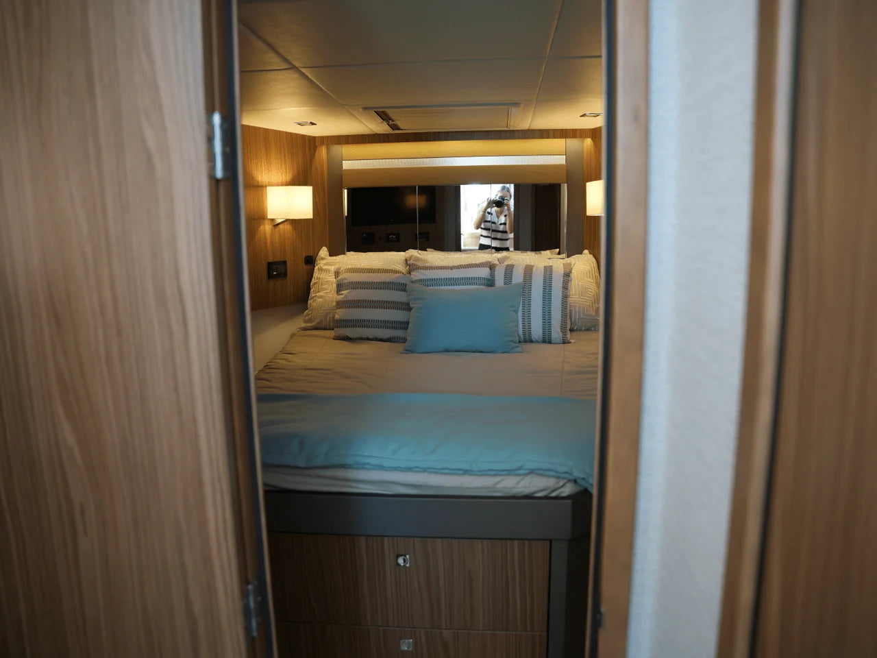 2025 Cruisers Yachts 46 Cantius 46.0 feet, Clearwater, Florida #48