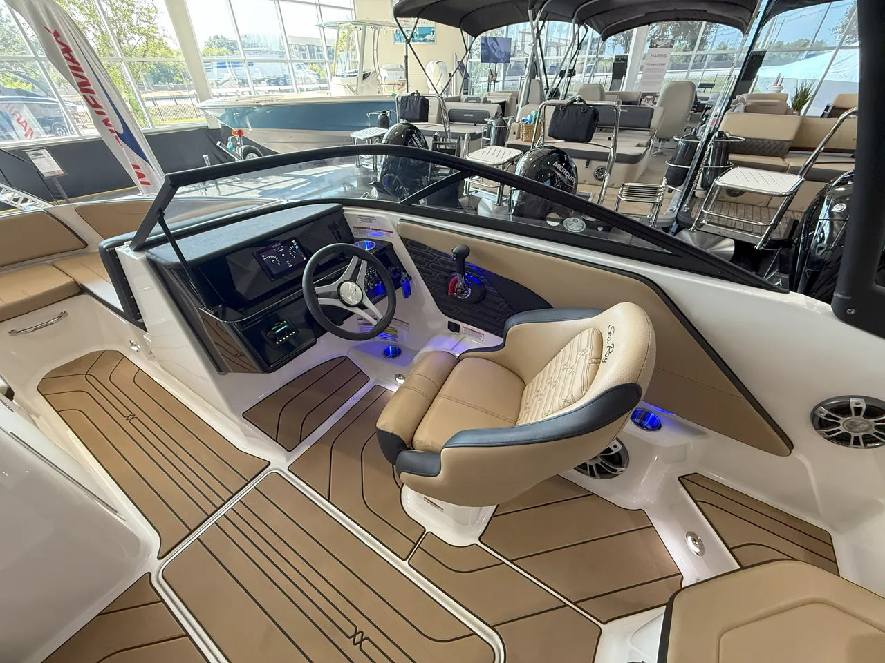 2025 Sea Ray SPX 190 Outboard 19.0 feet, Clearwater, Florida #14