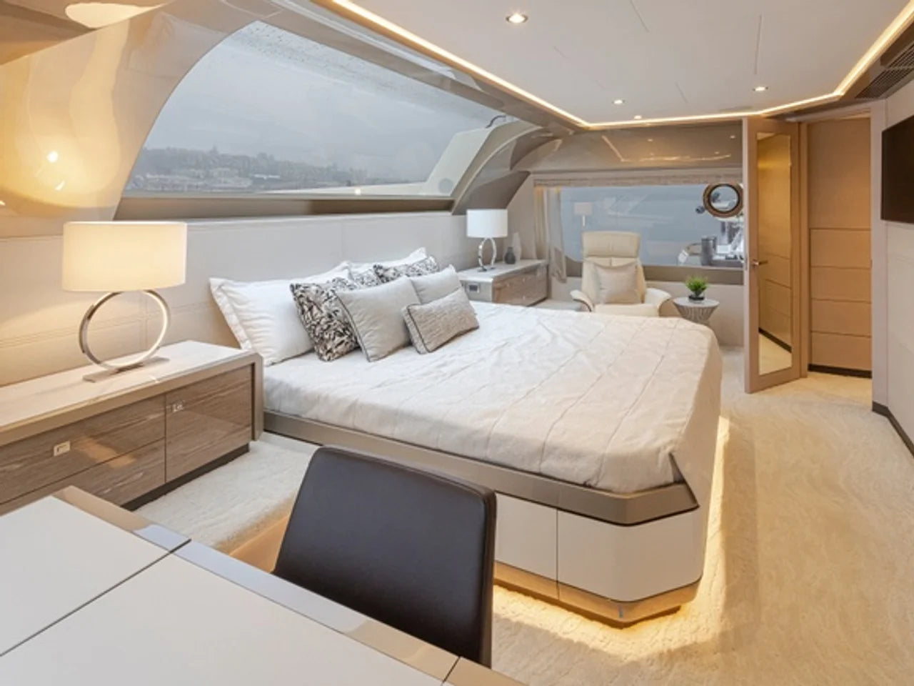 2027 Ocean Alexander 27R 93.0 feet, Clearwater, Florida #55