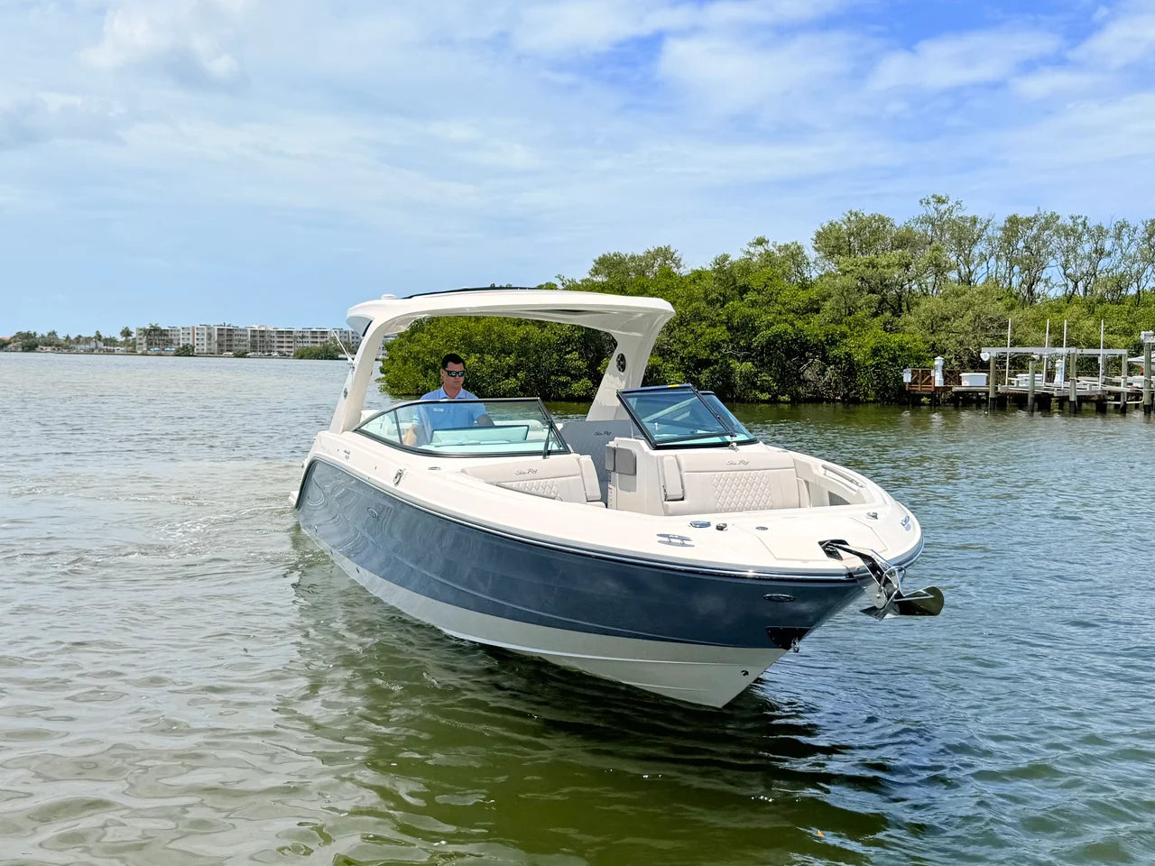 2026 Sea Ray SLX 310 Outboard 31.0 feet, Clearwater, Florida #3