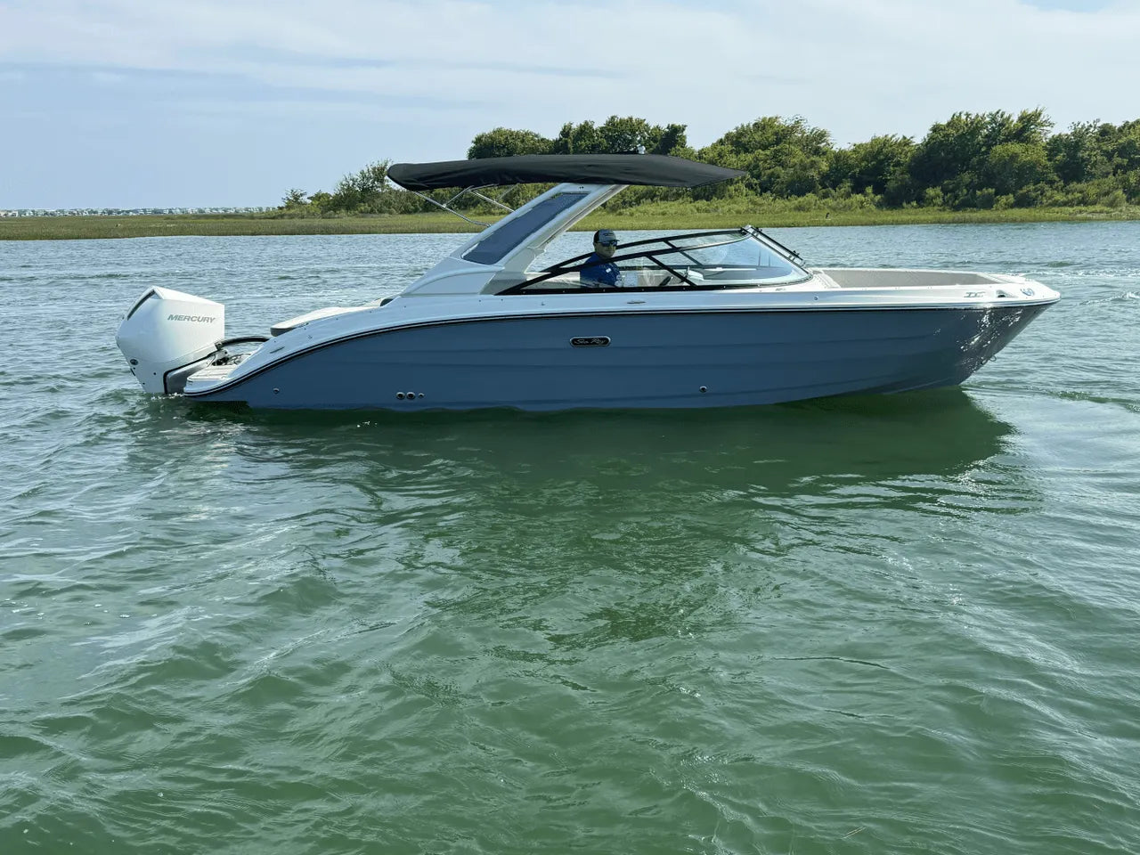 2025 Sea Ray SDX 250 Outboard 25.0 feet, Clearwater, Florida #1