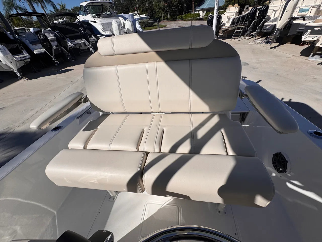 2026 Boston Whaler 250 Dauntless 25.0 feet, Clearwater, Florida #20