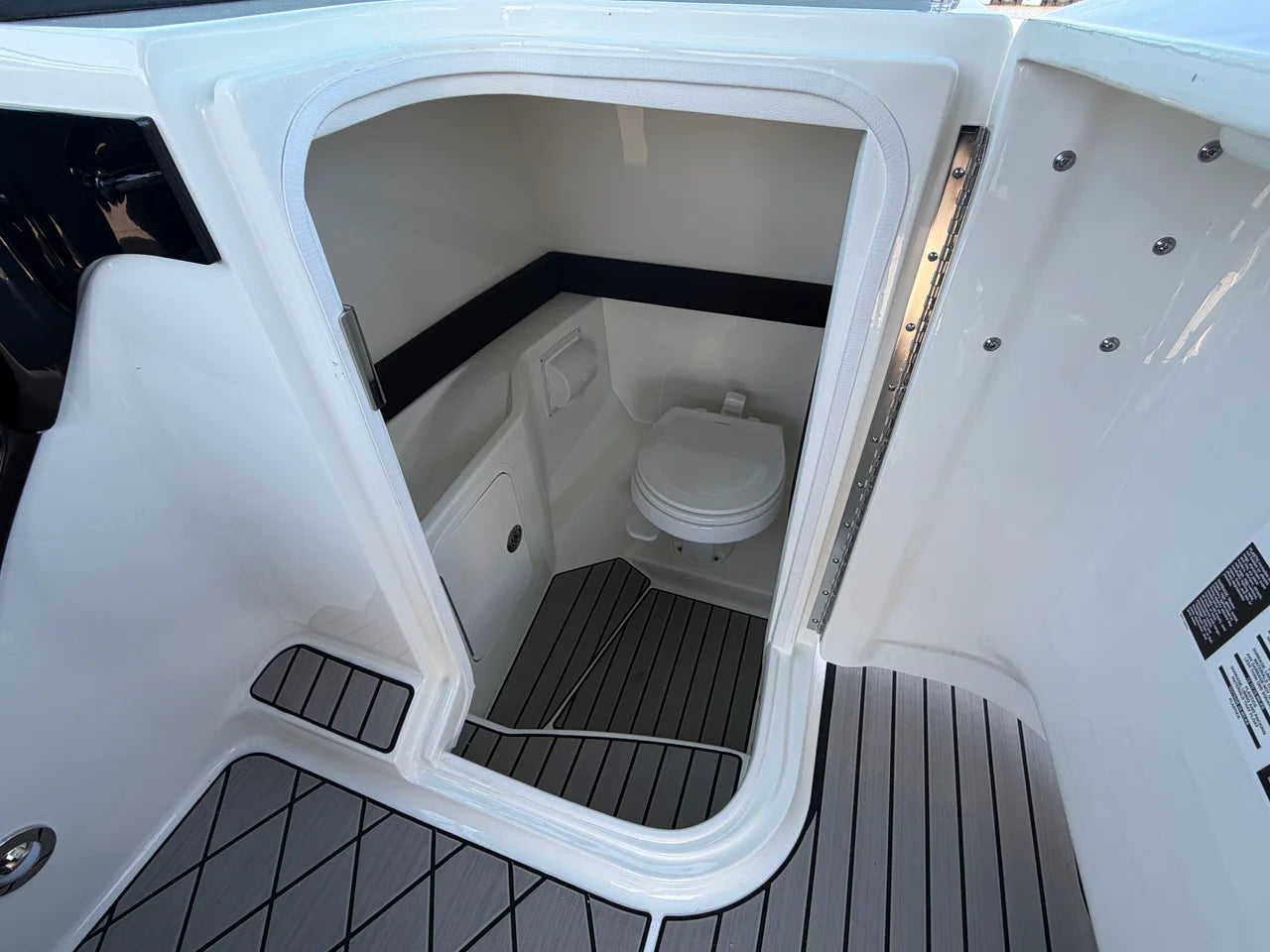 2026 Sea Ray SLX 280 Outboard 28.0 feet, Clearwater, Florida #28