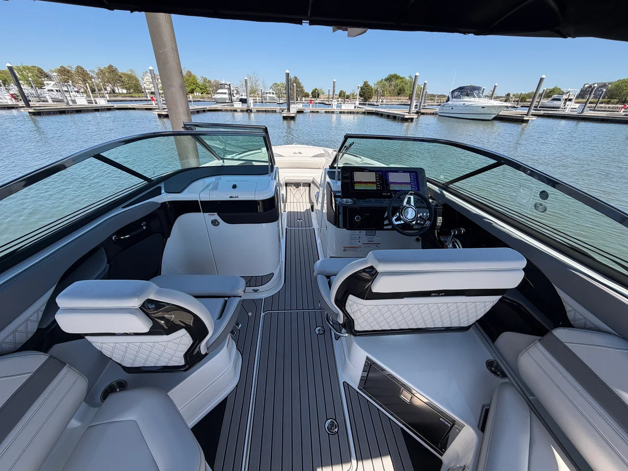 2026 Sea Ray SLX 280 Outboard 28.0 feet, Clearwater, Florida #24