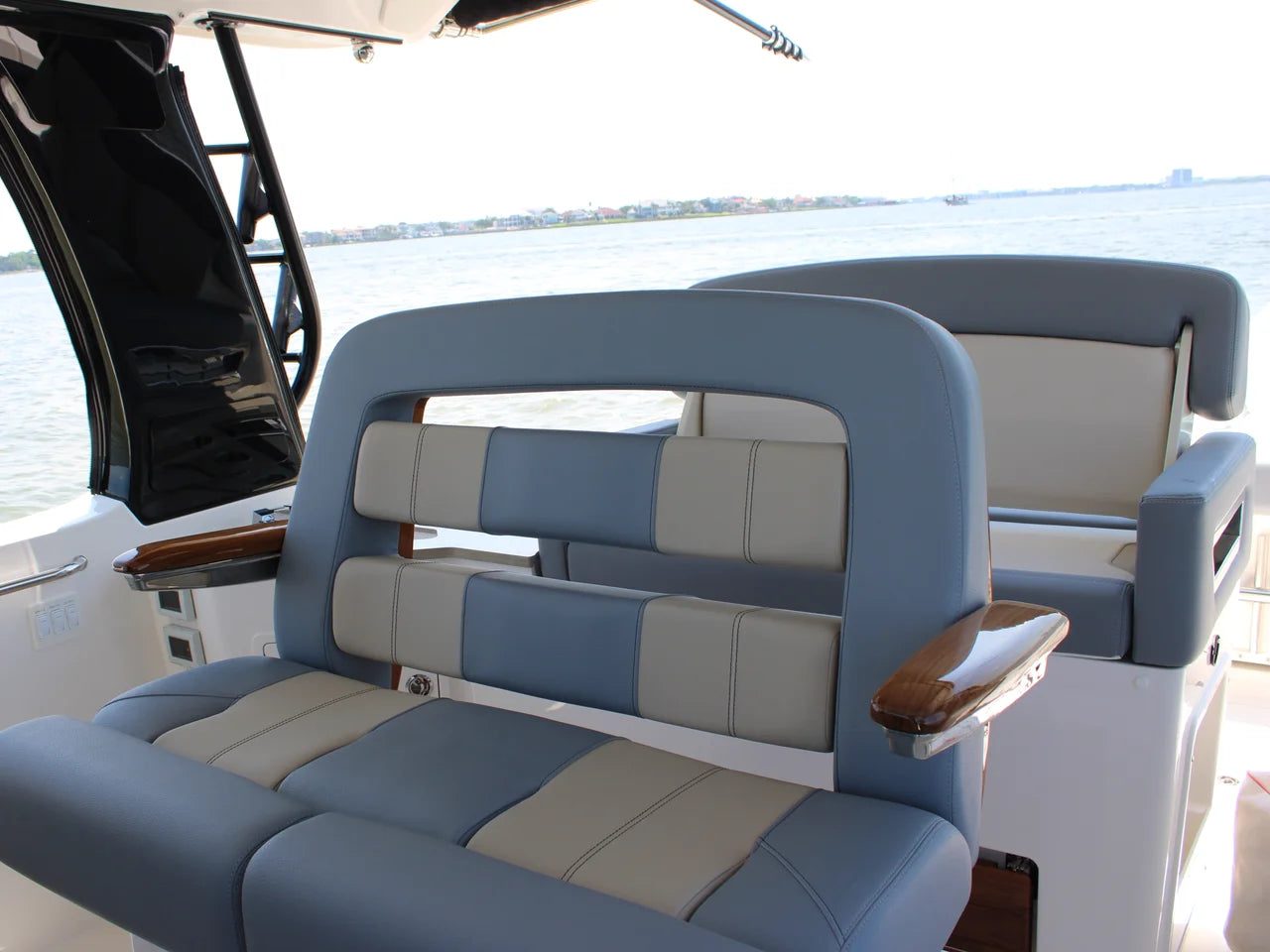 2026 Boston Whaler 350 Realm 35.0 feet, Clearwater, Florida #84