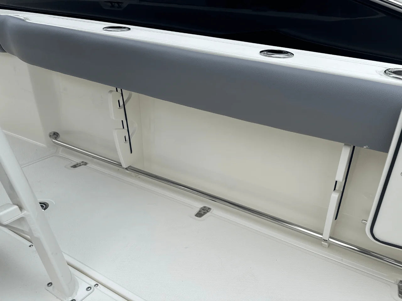 2026 Boston Whaler 230 Outrage 23.0 feet, Clearwater, Florida #13
