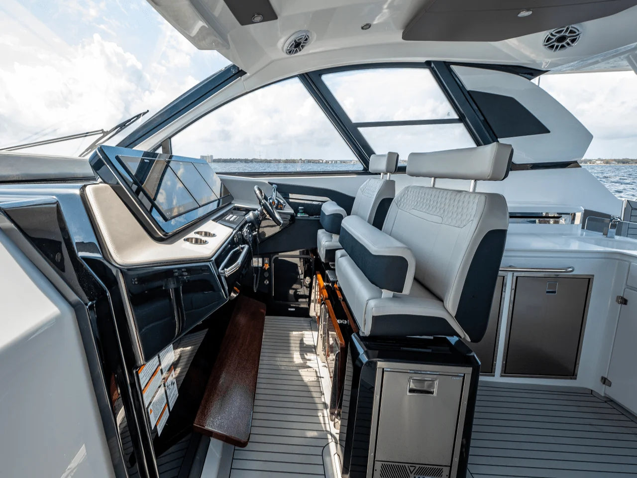 2025 Cruisers Yachts 50 GLS 50.0 feet, Clearwater, Florida #38