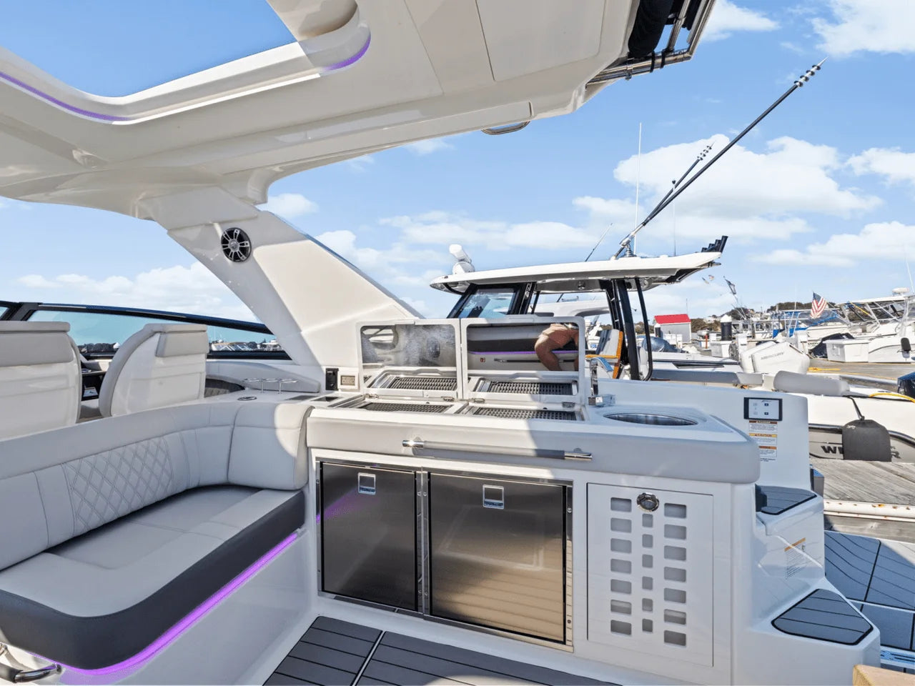 2025 Sea Ray SLX 400 Outboard 40.0 feet, Clearwater, Florida #18