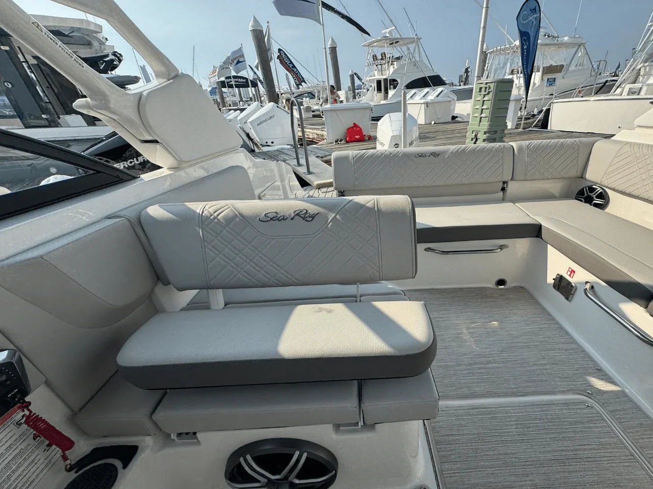 2026 Sea Ray SDX 230 Outboard 23.0 feet, Clearwater, Florida #24