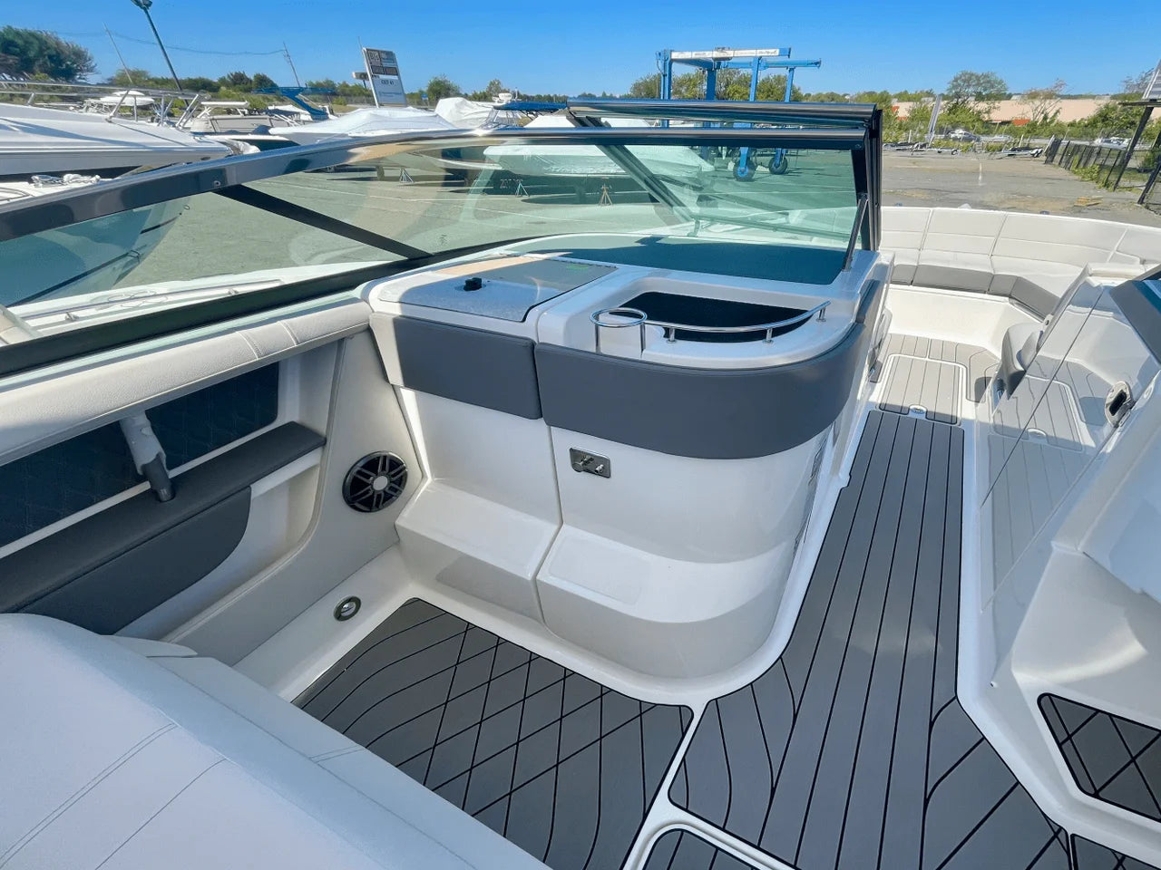 2026 Sea Ray SLX 310 Outboard 31.0 feet, Clearwater, Florida #18