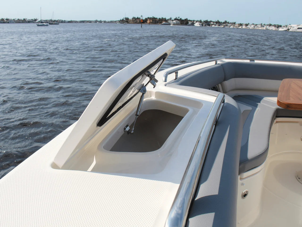 2025 Boston Whaler 380 Realm 38.0 feet, Clearwater, Florida #66