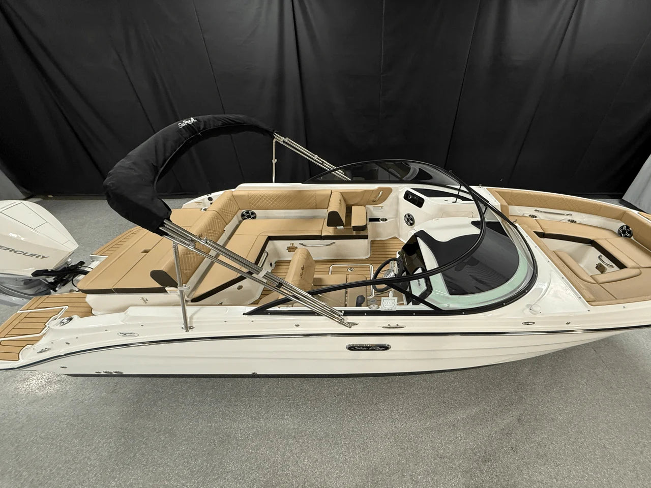 2026 Sea Ray SDX 230 Outboard 23.0 feet, Clearwater, Florida #2