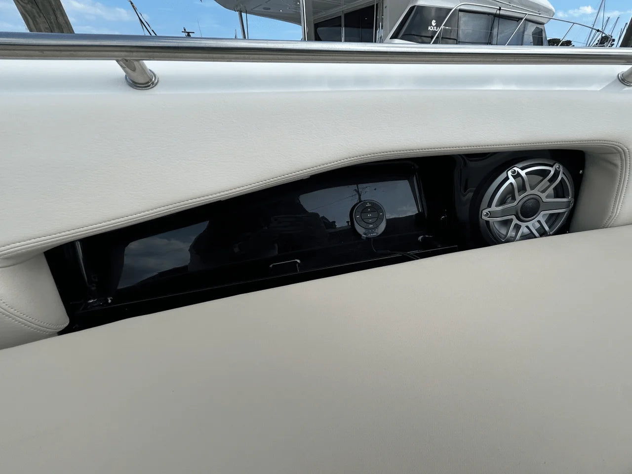 2026 Boston Whaler 360 Outrage 36.0 feet, Clearwater, Florida #42