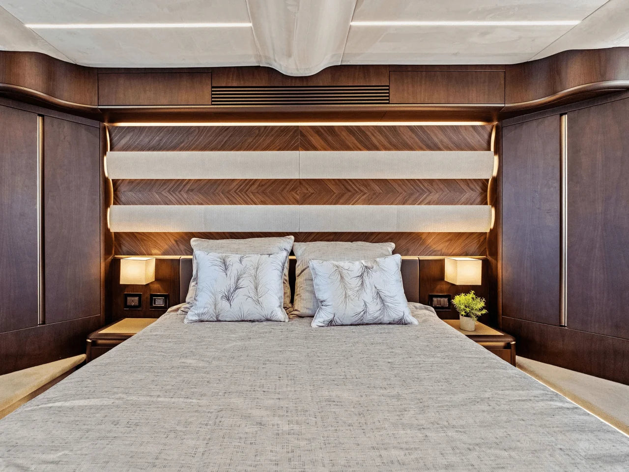 2025 Galeon 560 FLY 56.0 feet, Clearwater, Florida #67