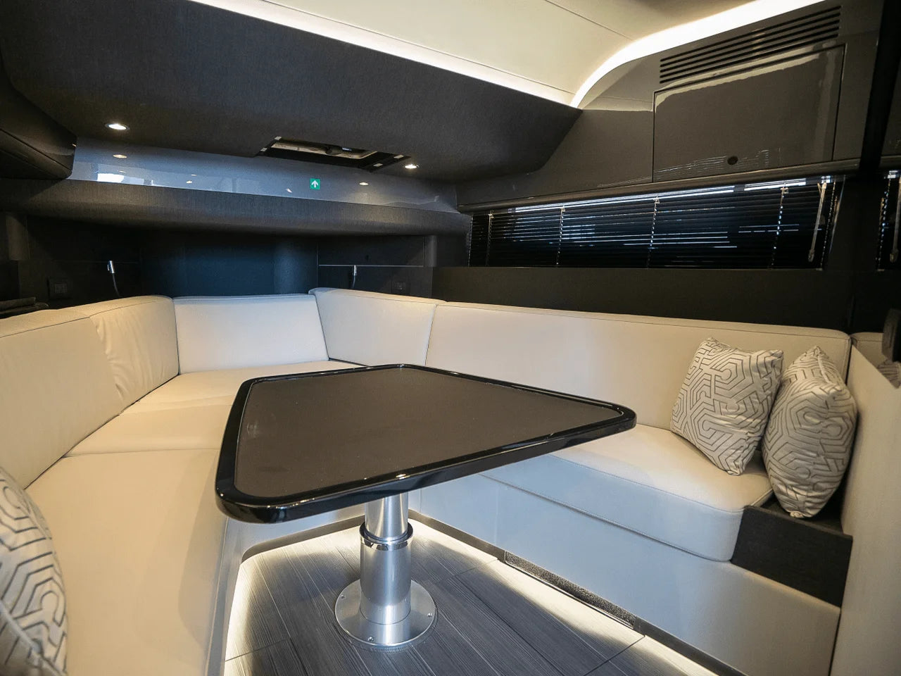 2026 Azimut Verve 42 42.0 feet, Clearwater, Florida #23