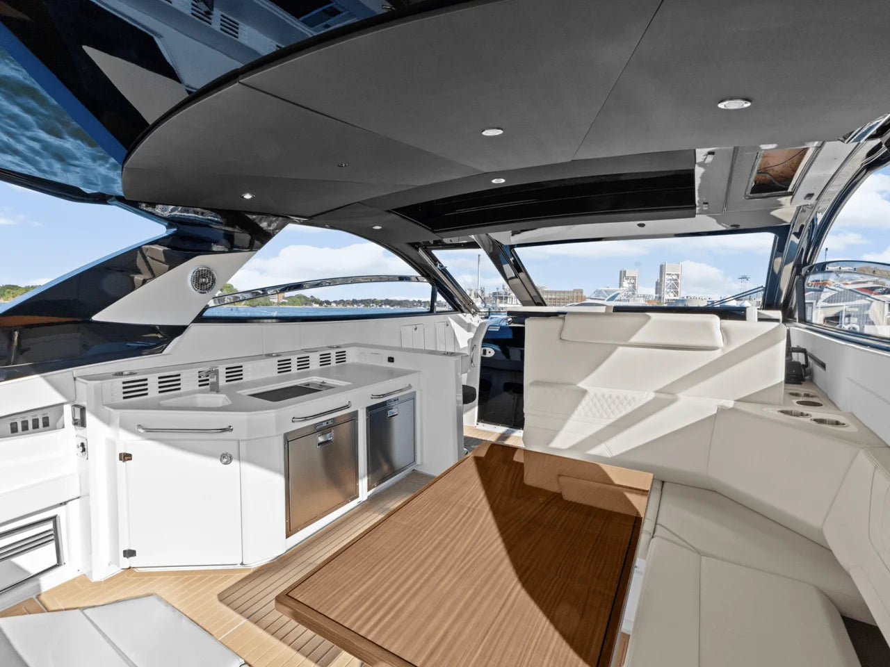 2025 Cruisers Yachts 42 GLS Outboard 42.0 feet, Clearwater, Florida #7