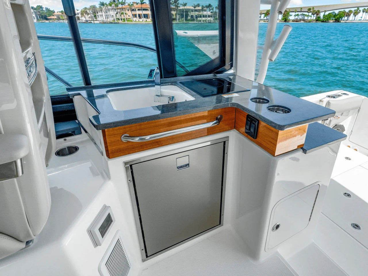 2025 Boston Whaler 365 Conquest 36.0 feet, Clearwater, Florida #71