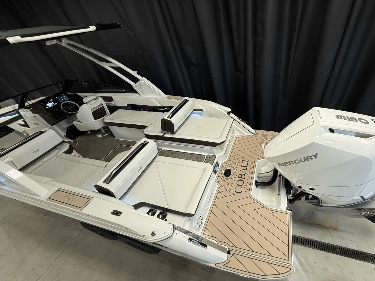 2025 Cobalt R6 Outboard 26.0 feet, Clearwater, Florida #5