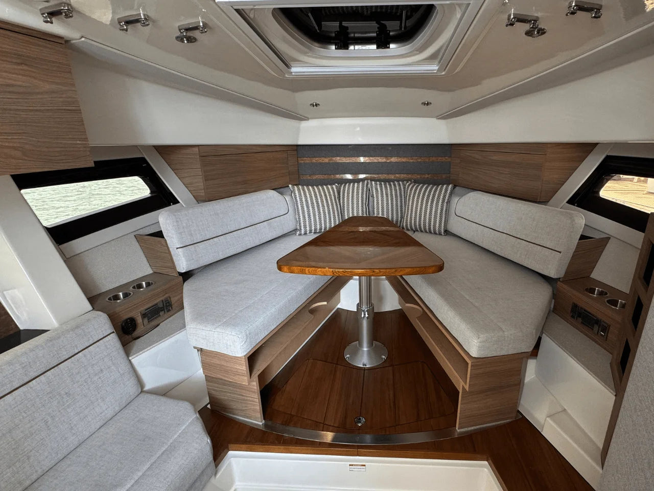 2026 Boston Whaler 365 Conquest 36.0 feet, Clearwater, Florida #40