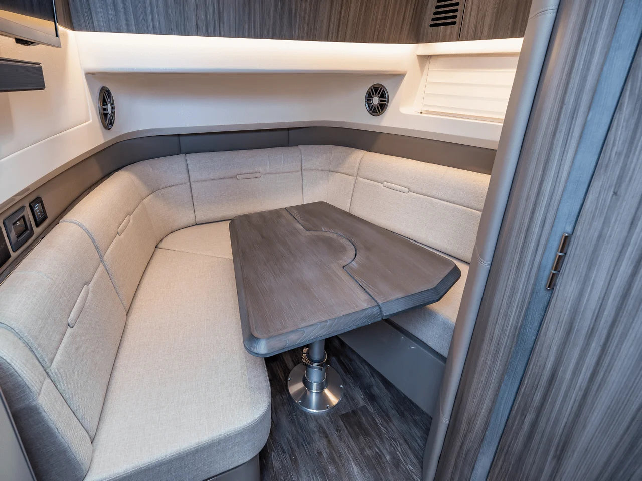 2025 Sea Ray SLX 400 Outboard 40.0 feet, Clearwater, Florida #38
