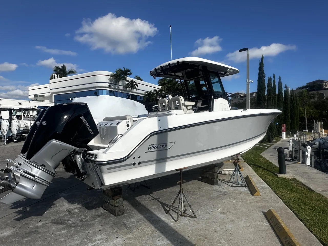 2026 Boston Whaler 280 Outrage 28.0 feet, Clearwater, Florida #4