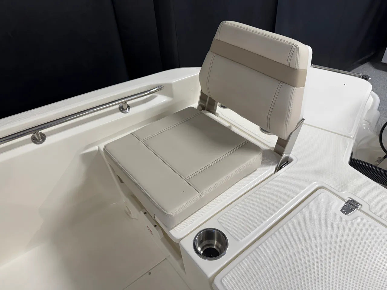 2026 Boston Whaler 250 Dauntless 25.0 feet, Clearwater, Florida #34