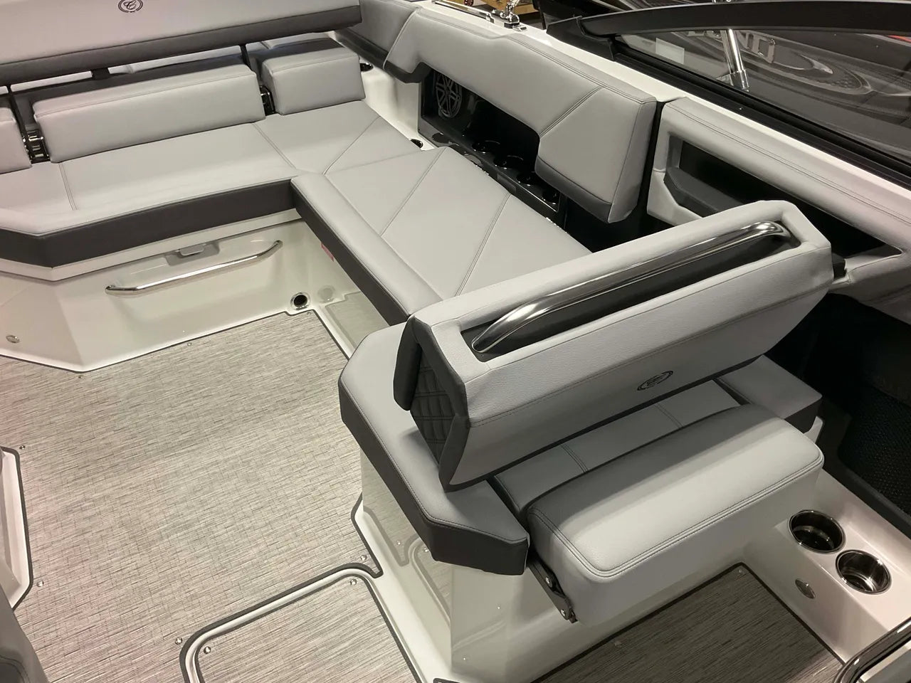 2026 Cobalt R4 Outboard 24.0 feet, Clearwater, Florida #33