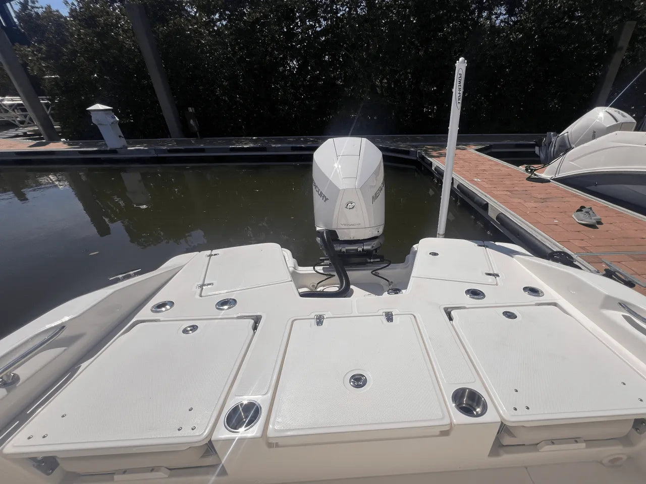 2025 Boston Whaler 250 Dauntless 25.0 feet, Clearwater, Florida #16