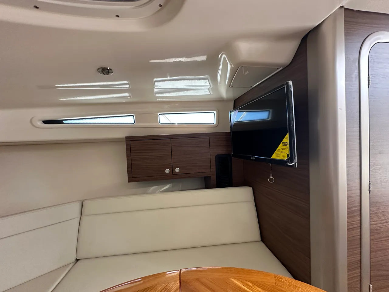 2025 Boston Whaler 325 Conquest 32.0 feet, Clearwater, Florida #34