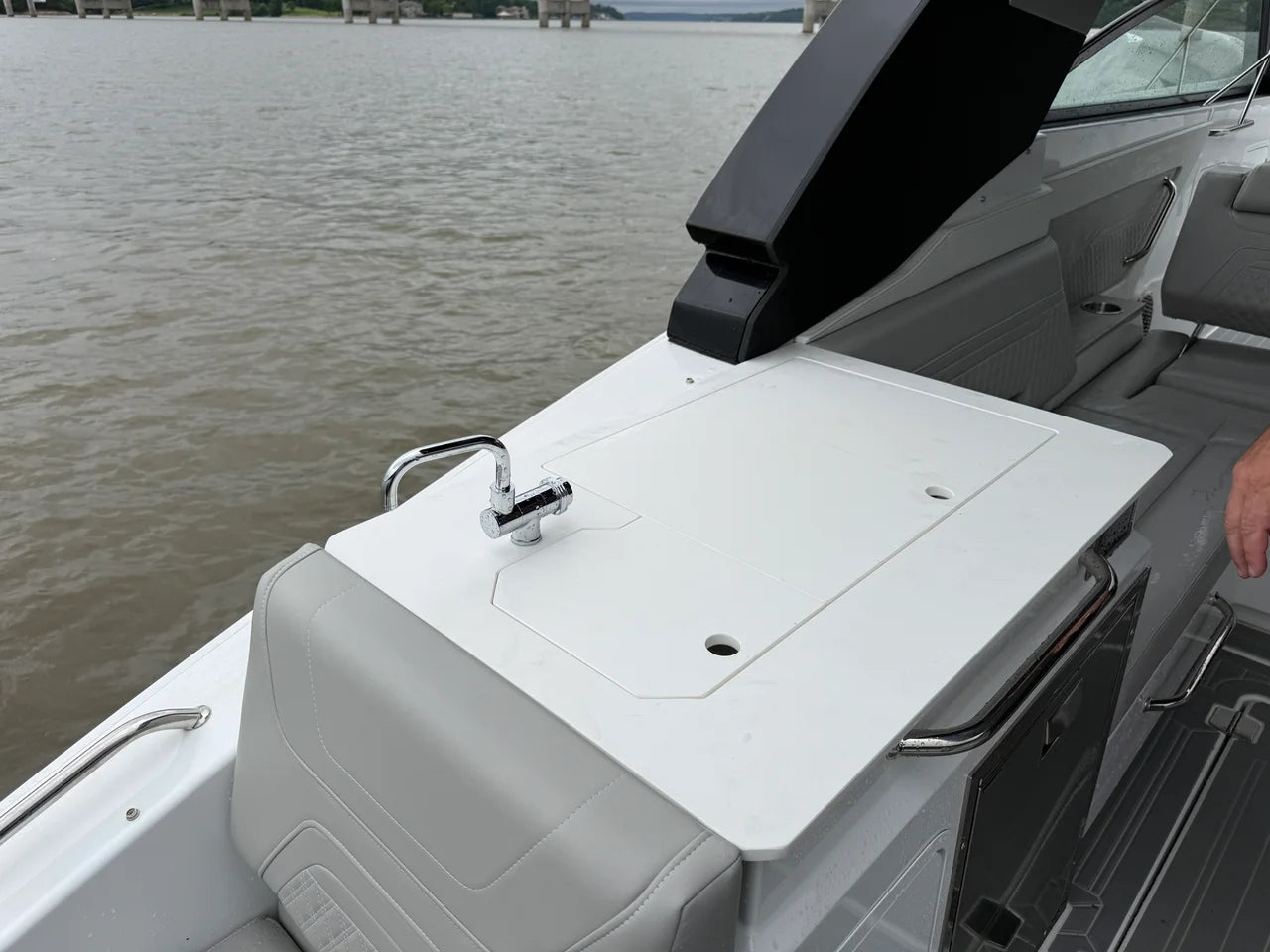 2026 Cruisers Yachts 34 GLS Outboard 34.0 feet, Clearwater, Florida #15