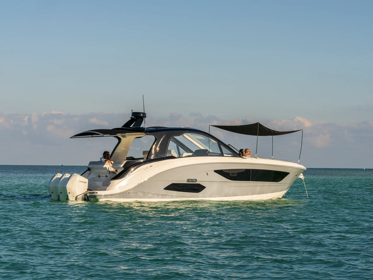 2026 Sea Ray Sundancer 370 Outboard 37.0 feet, Clearwater, Florida #25