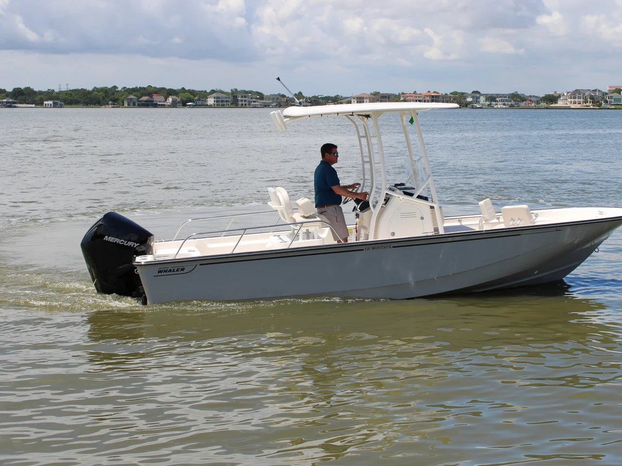 2026 Boston Whaler 210 Montauk 21.0 feet, Clearwater, Florida #9